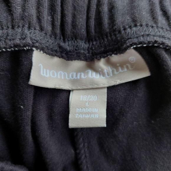 Woman Within Black Elastic Waist Pocket Sweat Pants 18/20 NWOT - Picture 2 of 6